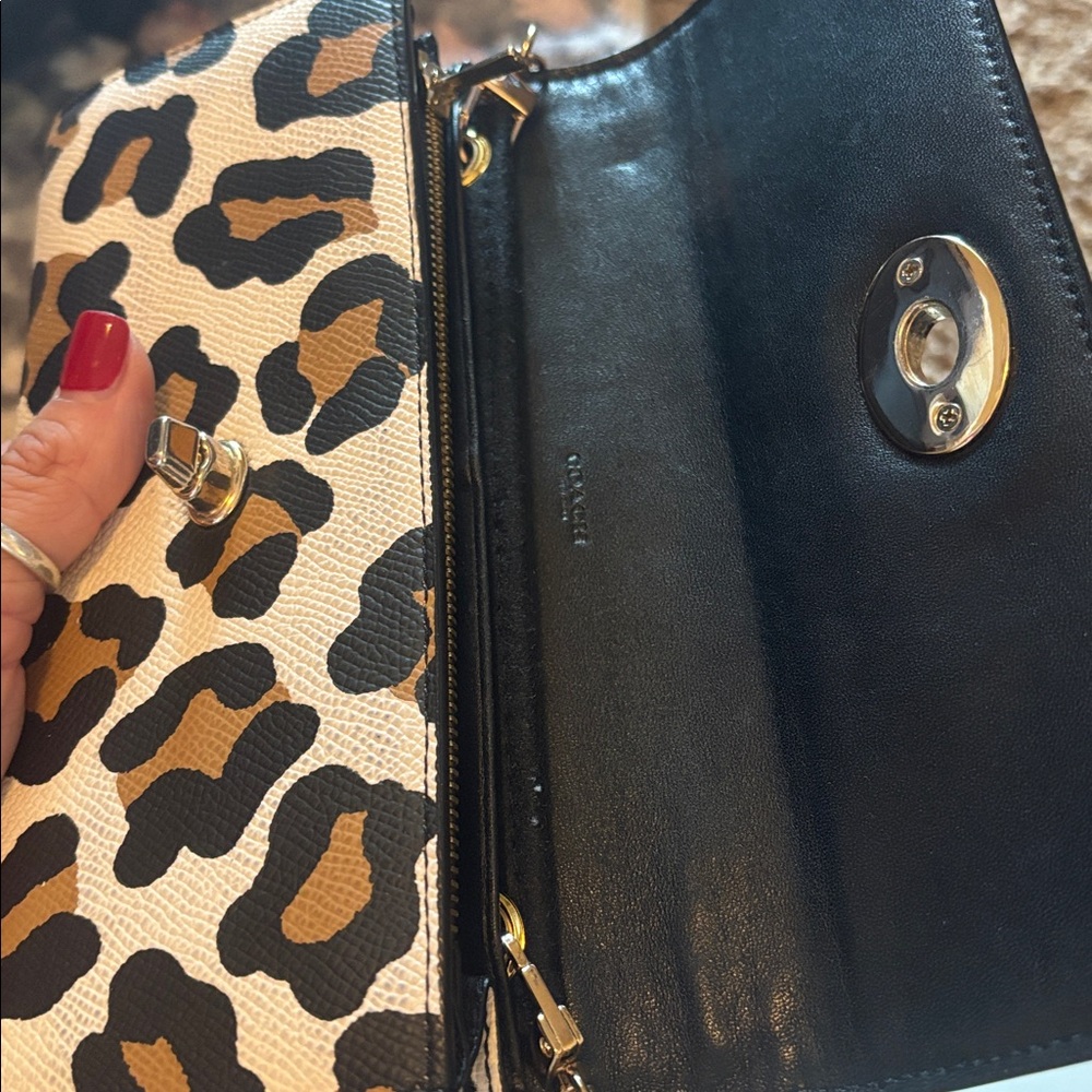 Coach Leopard Print Women's Clutch wallet with slim envelopes pouch - Picture 12 of 12